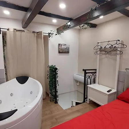 Tinyhouse All'orto Con Idromassaggio *