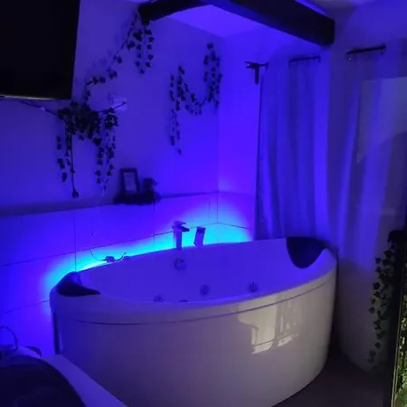 Tinyhouse All'orto Con Idromassaggio *